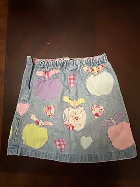 Mini Boden Denim Skirt with Pastel Apple and Heart Appliqués
